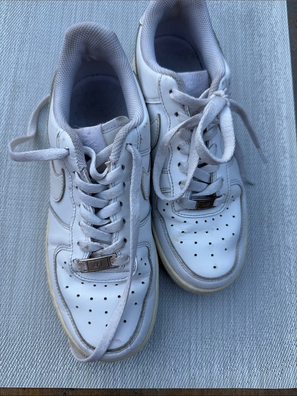 Nike Air Force 1 Low Sneakers.